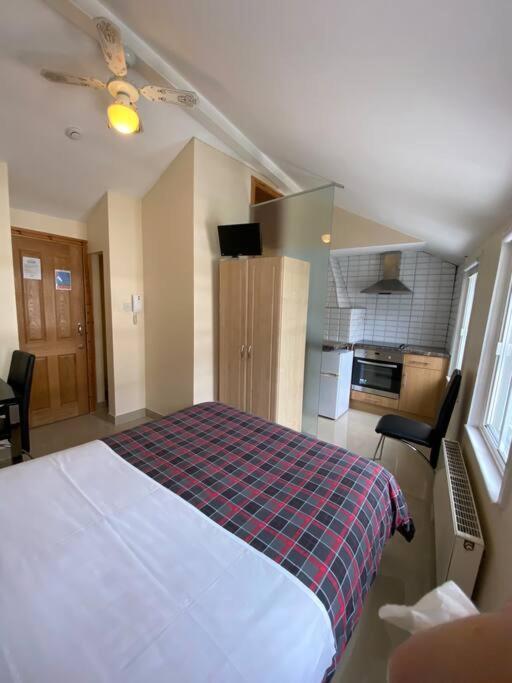 Studio To Let In Covent Garden With Kitchen Londra Dış mekan fotoğraf