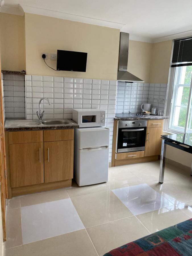 Studio To Let In Covent Garden With Kitchen Londra Dış mekan fotoğraf